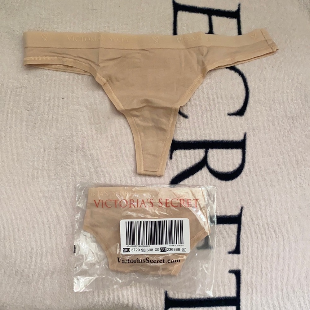 Victoria’s Secret thong in nude XS, M